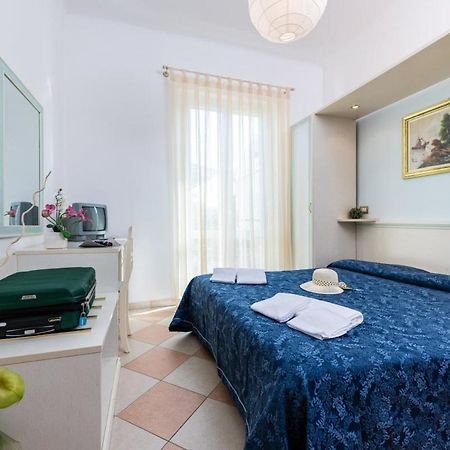 Hotel Bruna Martinsicuro Zewnętrze zdjęcie